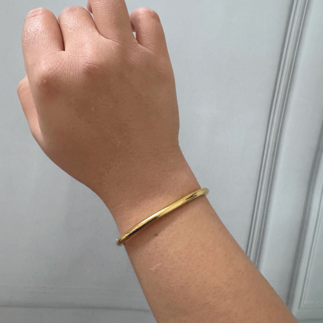 Simple Single Bangle