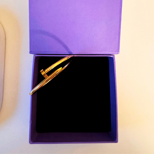 Presque Bangle